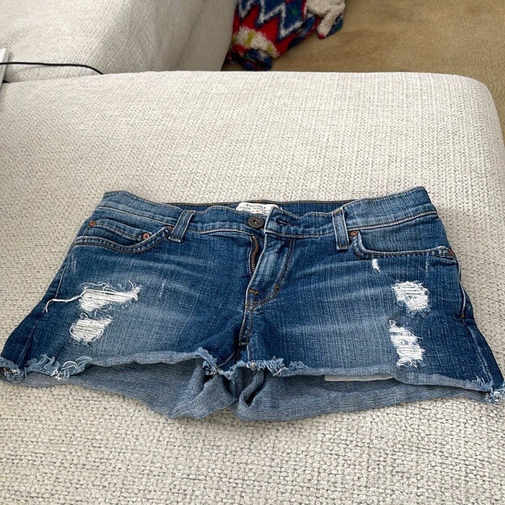 Principle shorts sz 25